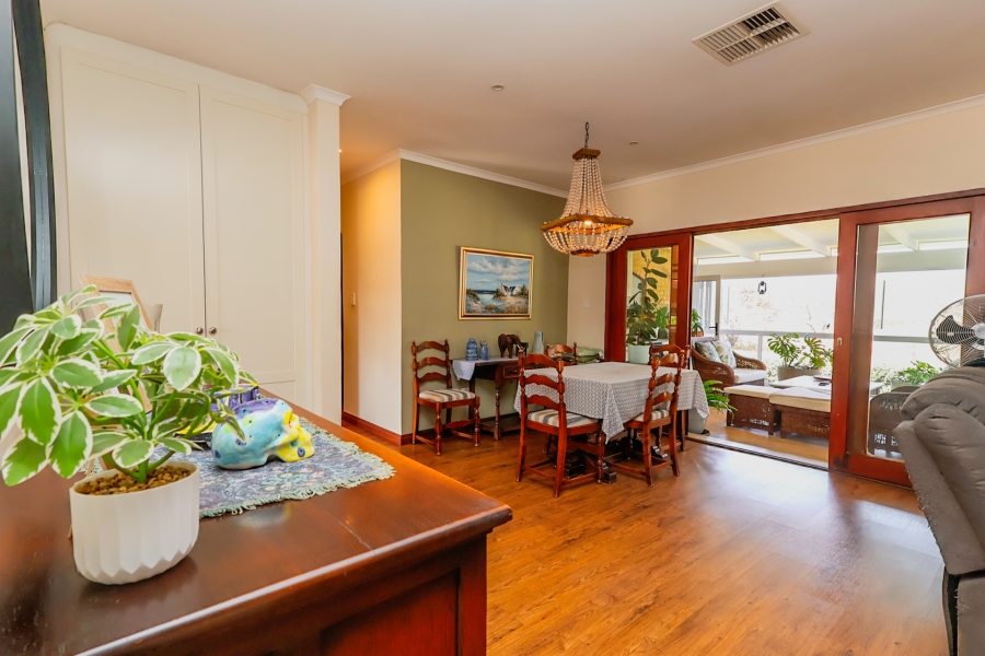 4 Bedroom Property for Sale in The Coves North West